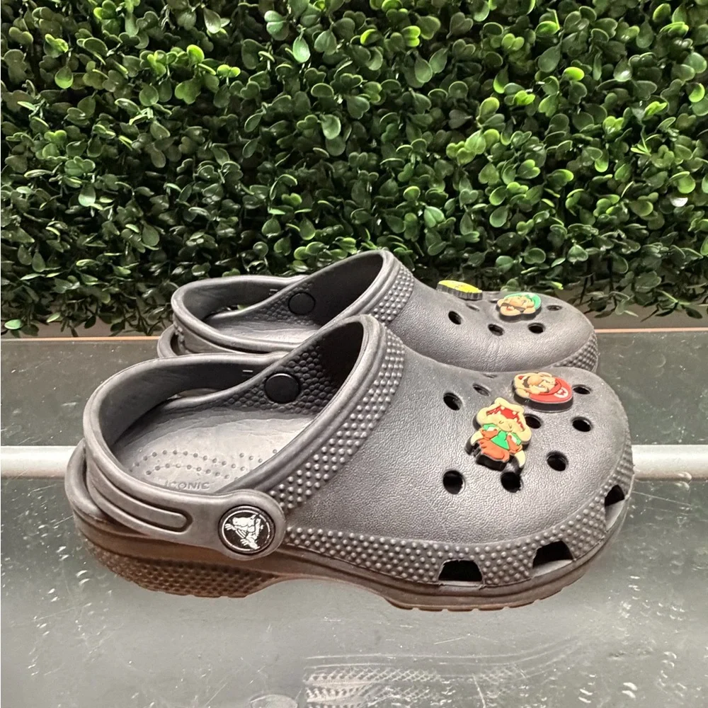 CROCS Kids Gray Clogs with Colorful Mario Charms
